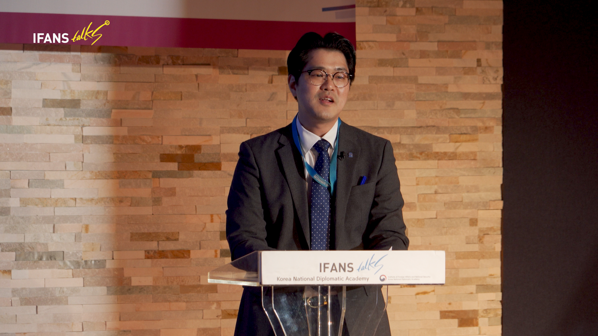 [The 28th IFANS Talks] Becoming a Professional at an International Organization: Sharing My Experiences at UNHCR